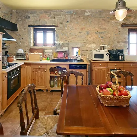 Comfortable House With Sea View In + Jacuzzi *